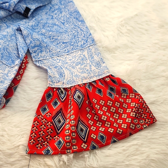 Calessa Red  White Blue Patterned Flowy Top - Picture 8 of 9